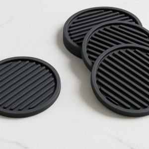 Non Slip Heat Resistant Silicone Coaster Set With Deep Grooves For Better Drainage And Easy Cleaning